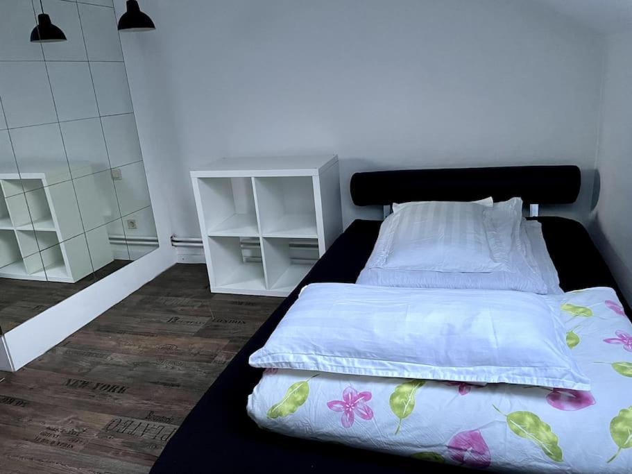 Train Fans Guesthouse Seevetal Eksteriør bilde